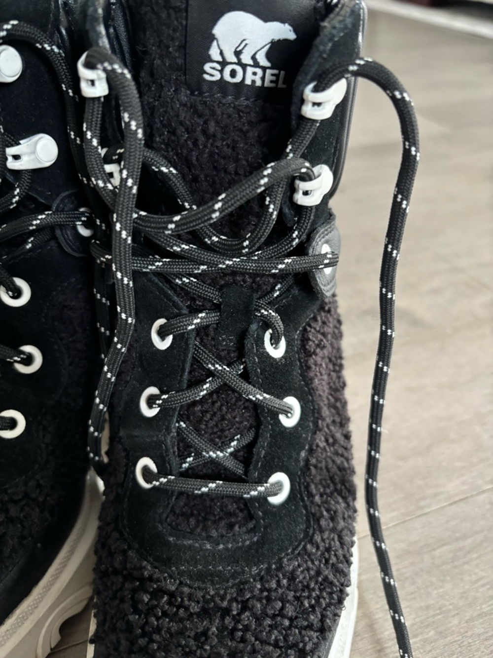 Brex™ Leather & Faux Shearling Block Heel Lace-Up Bootie - Picture 4 of 10